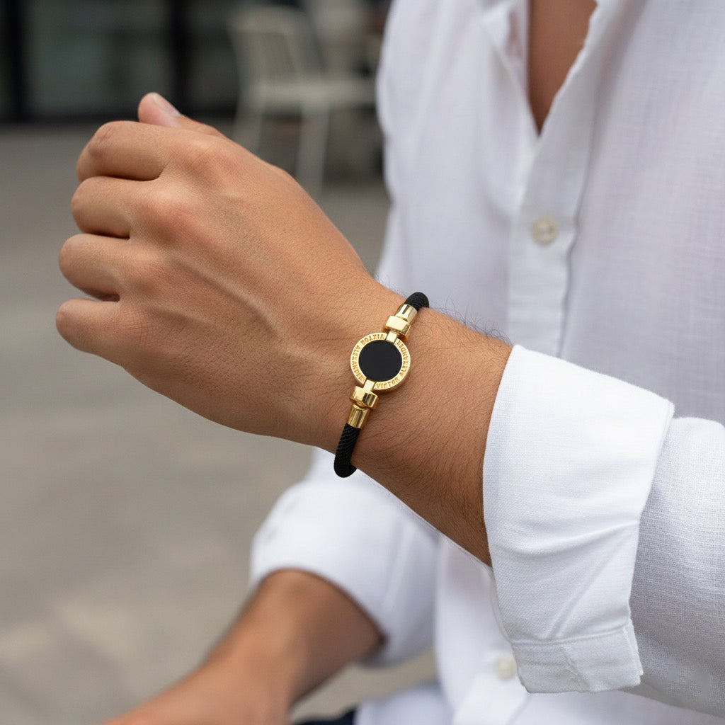 1889 Black Spinel 18-carat Gold