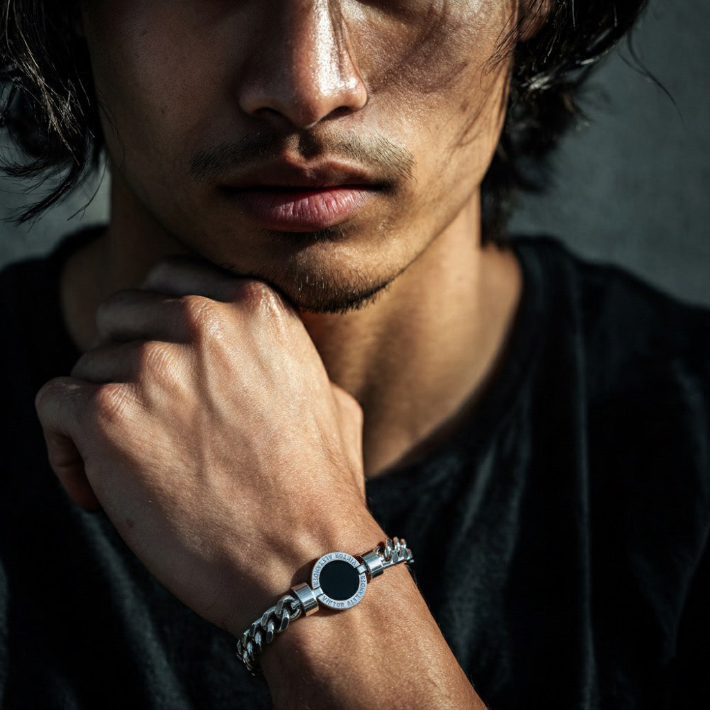 1889 Black Spinel 925 Silver Chain Link Bracelet